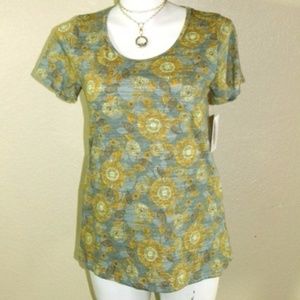 NWT LuLaRoe Sunflower Classic T - Large